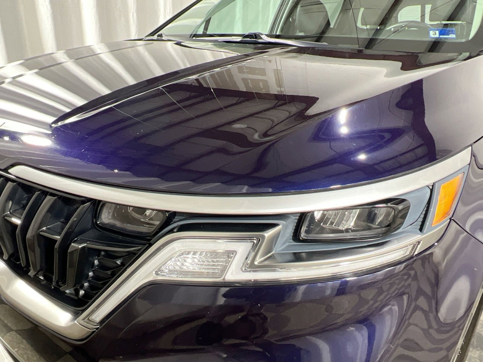 Used 2024 Kia Carnival LX image 13