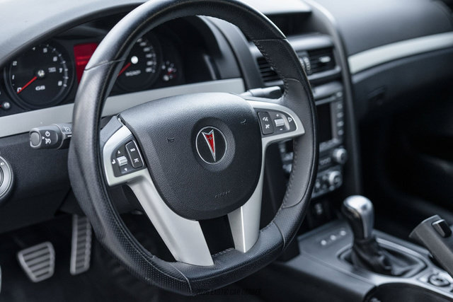 Used 2009 Pontiac G8 GXP RWD image 22