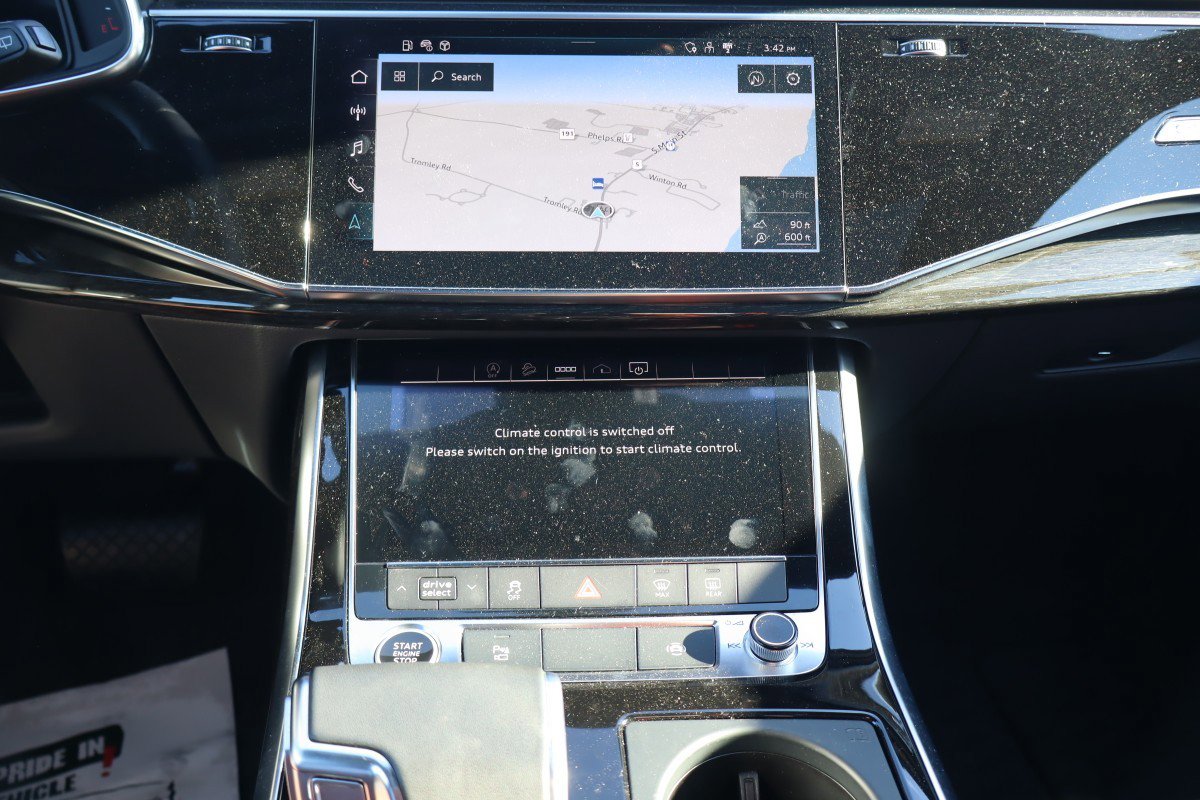 Used 2023 Audi Q7 3.0T Premium w/ Convenience Package image 9