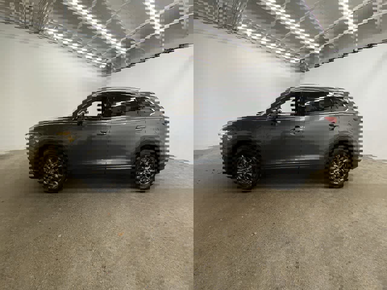 Used 2021 MAZDA CX-9 Touring w/ Touring Premium Package image 3