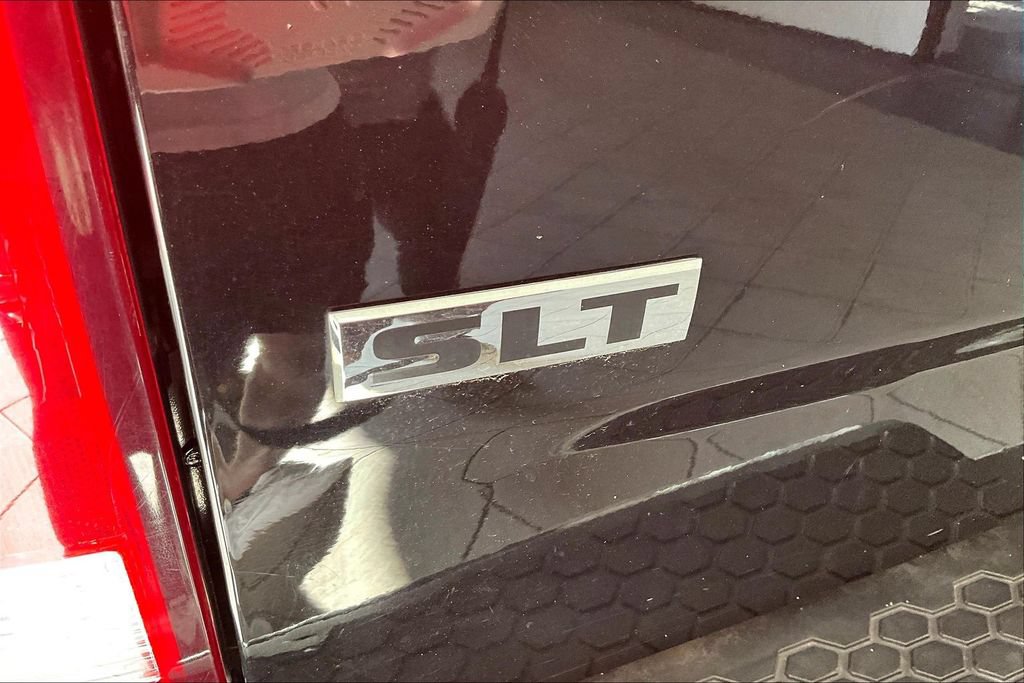 Used 2021 RAM 1500 Classic SLT RWD image 22
