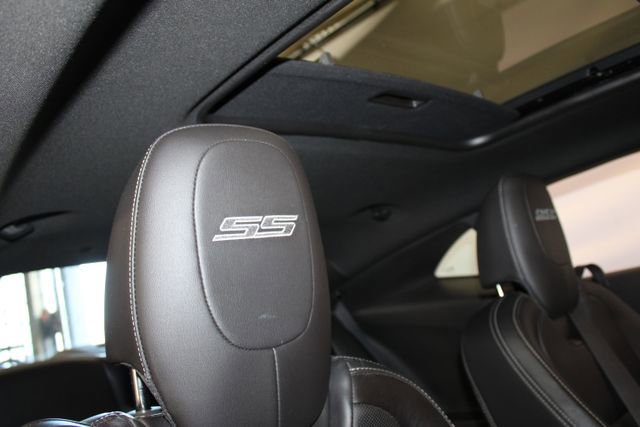 Used 2011 Chevrolet Camaro SS w/ RS Package image 31