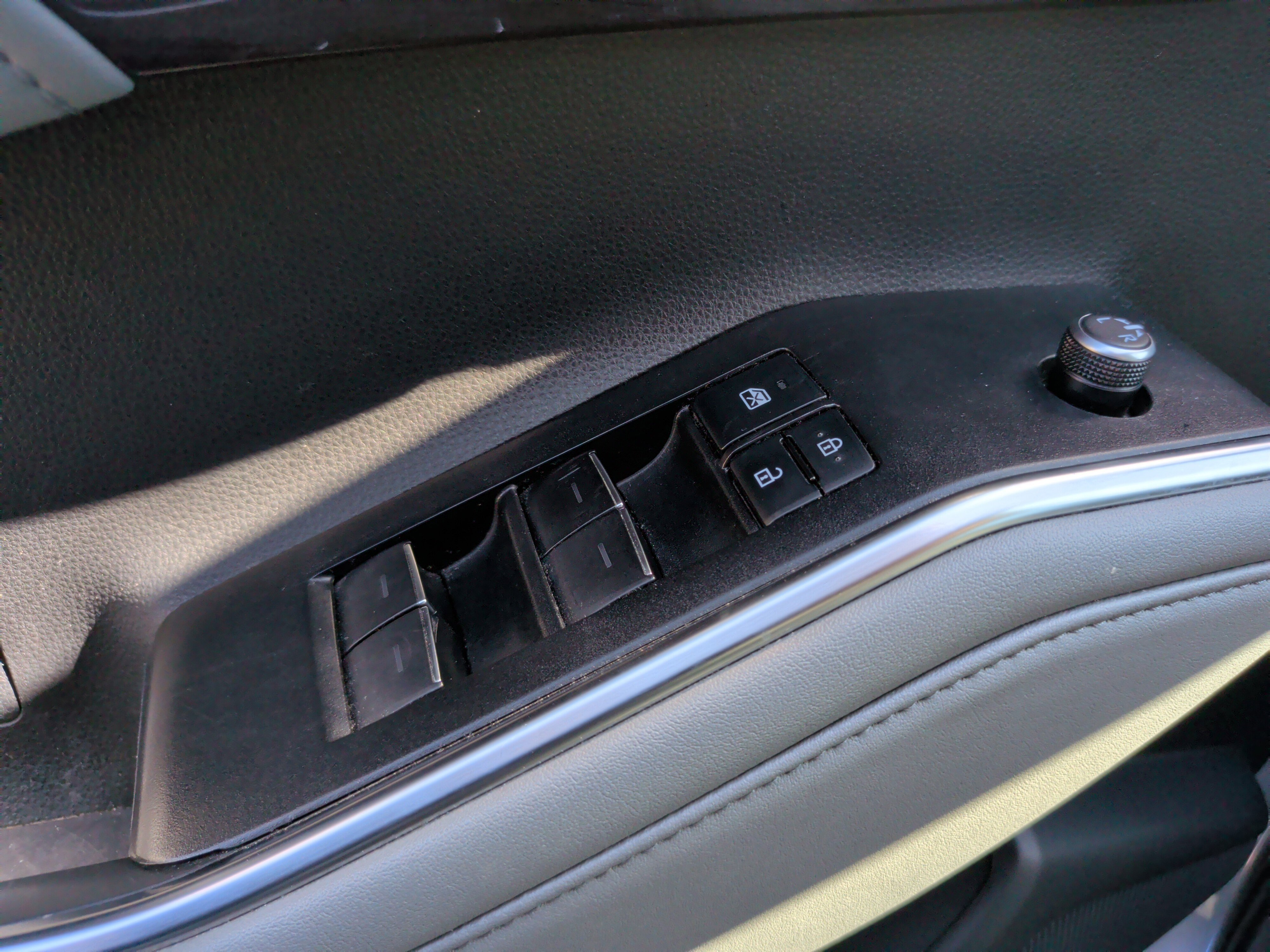 Used 2021 Toyota Highlander Platinum image 28