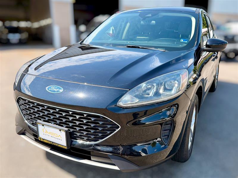 Used 2020 Ford Escape SE AWD/4WD image 2