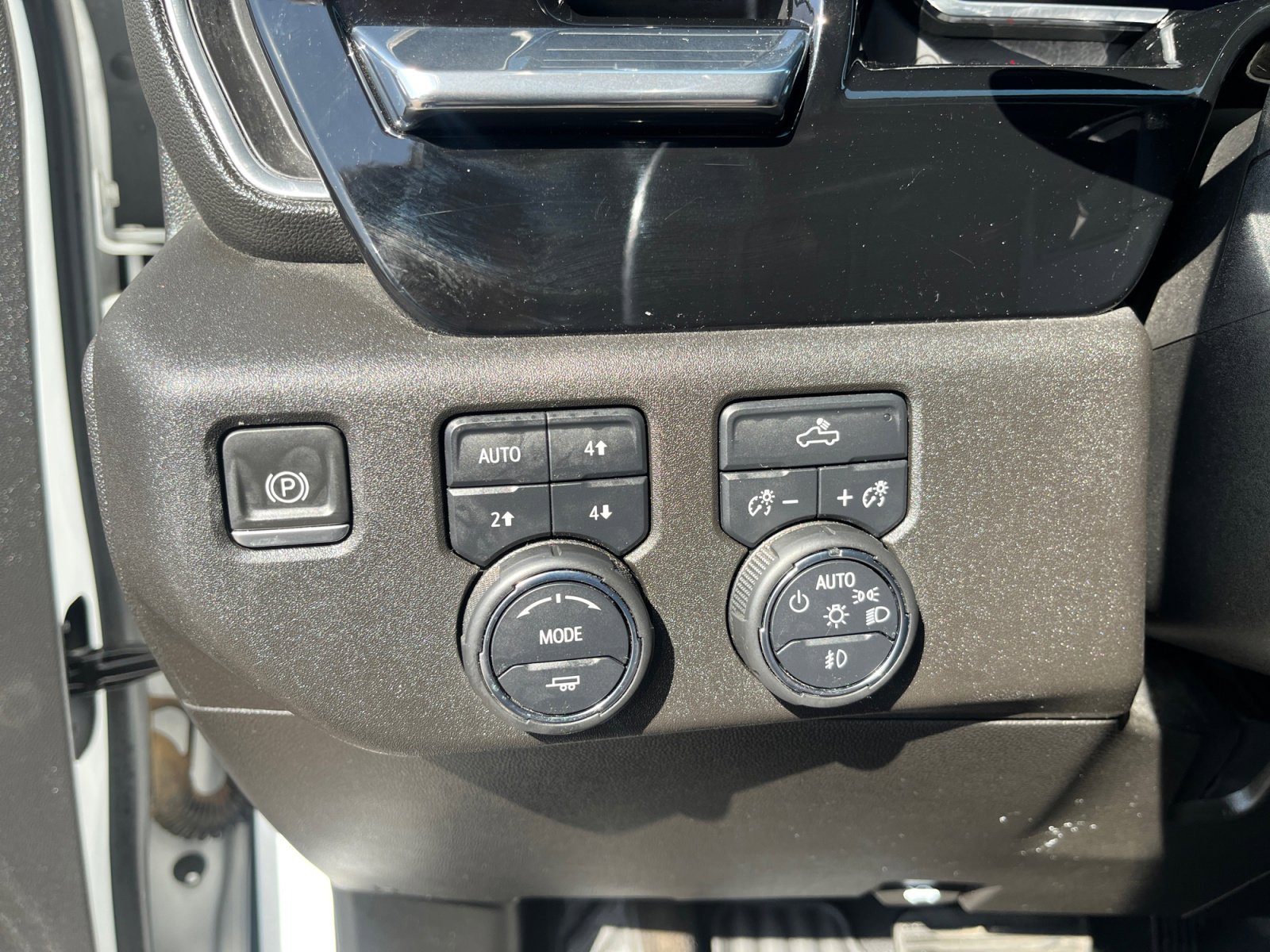 Used 2022 Chevrolet Silverado 1500 RST w/ Z71 Off-Road Package image 25