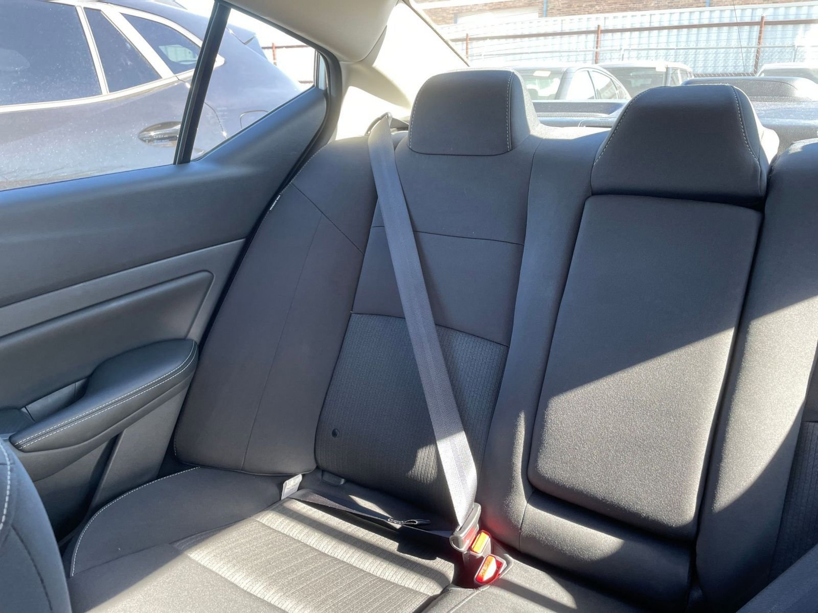 Used 2025 Nissan Altima 2.5 SV image 40