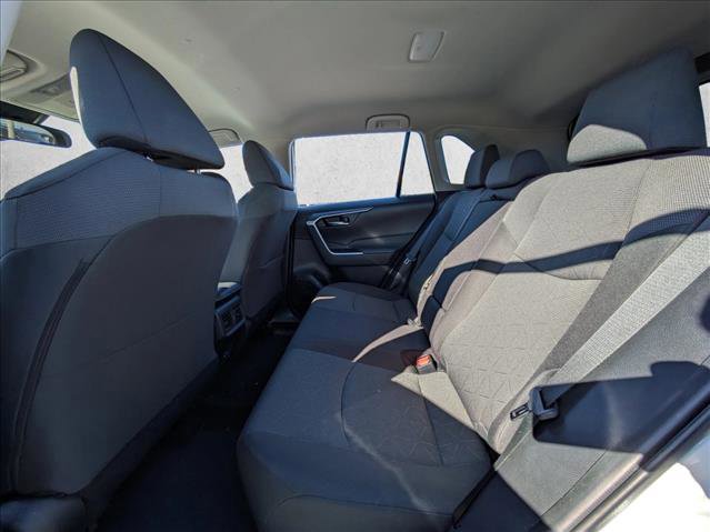 Used 2022 Toyota RAV4 XLE image 18
