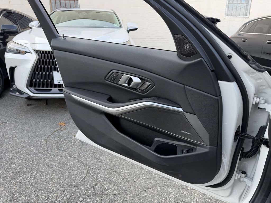 Used 2026 BMW M340i RWD image 23