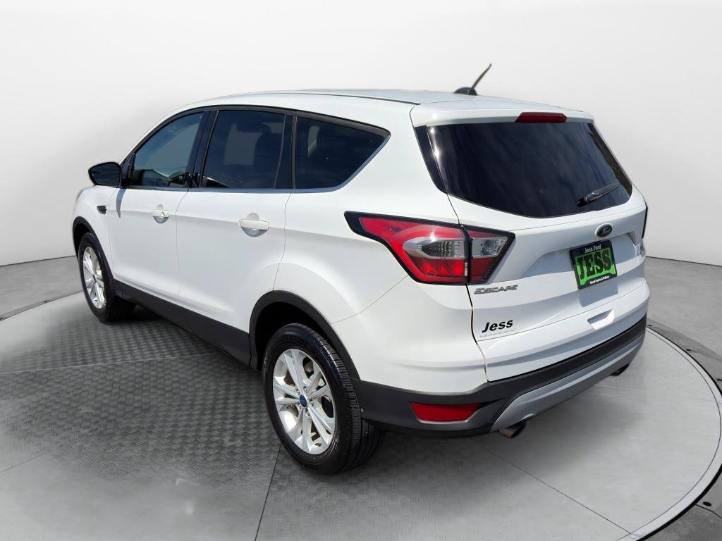 Certified 2017 Ford Escape SE w/ SE Cold Weather Package AWD/4WD image 3
