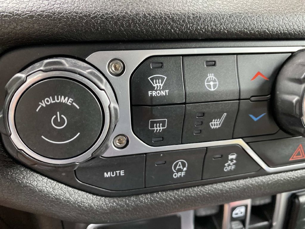 Certified 2026 Jeep Wrangler Unlimited Sport AWD/4WD image 17