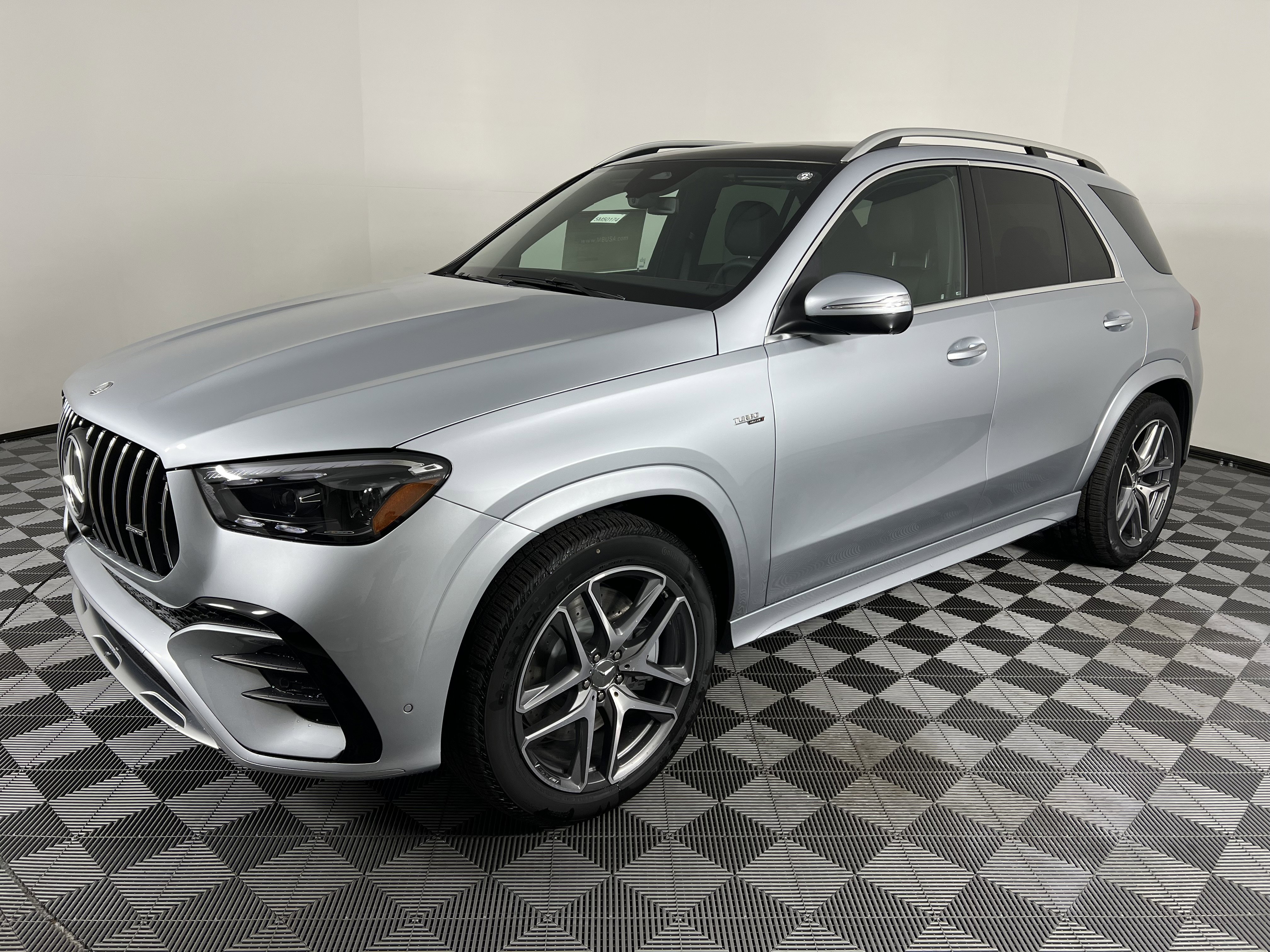 New 2025 Mercedes-Benz GLE 53 AMG 4MATIC image 8