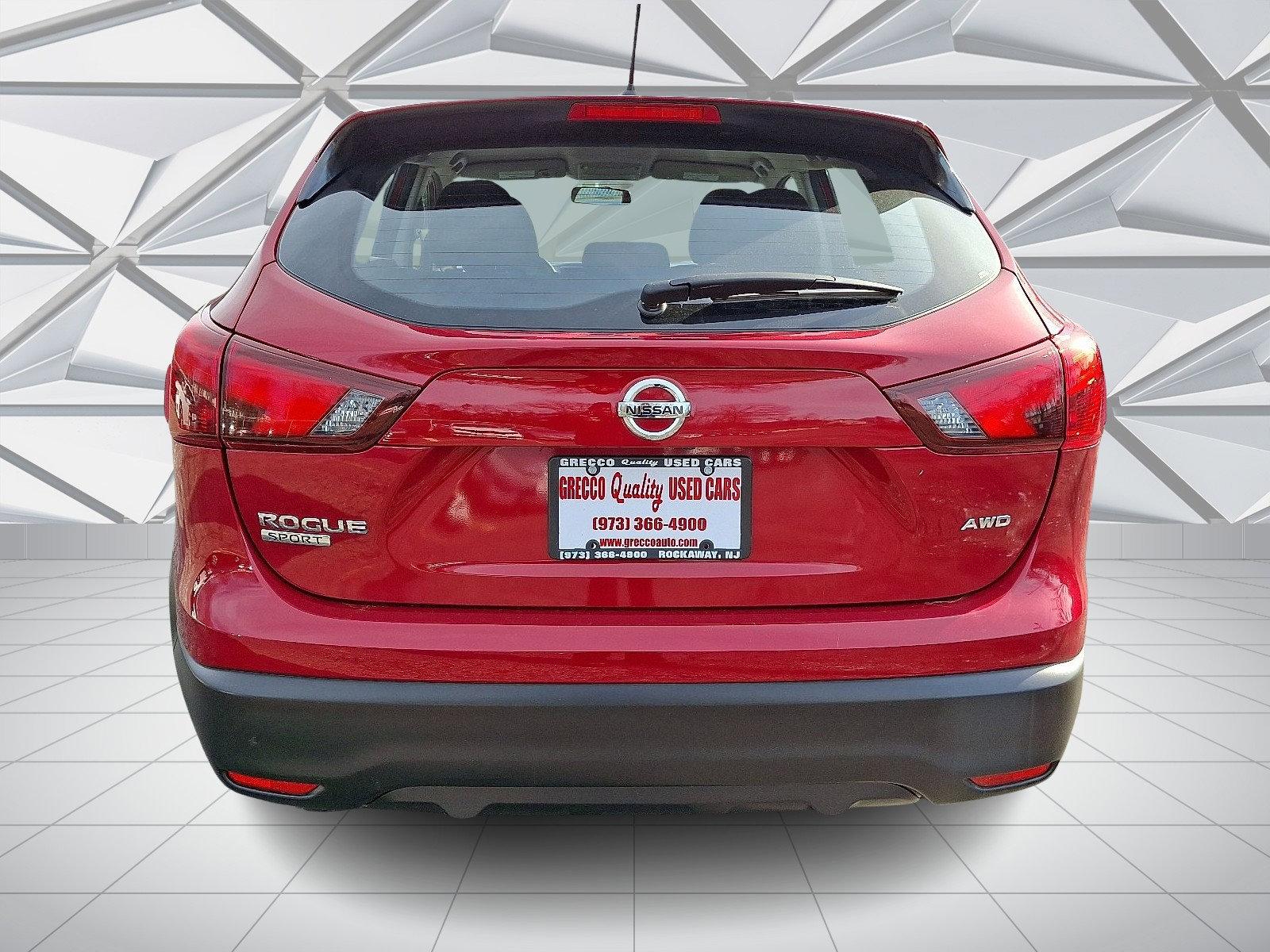 Used 2018 Nissan Rogue Sport S image 9