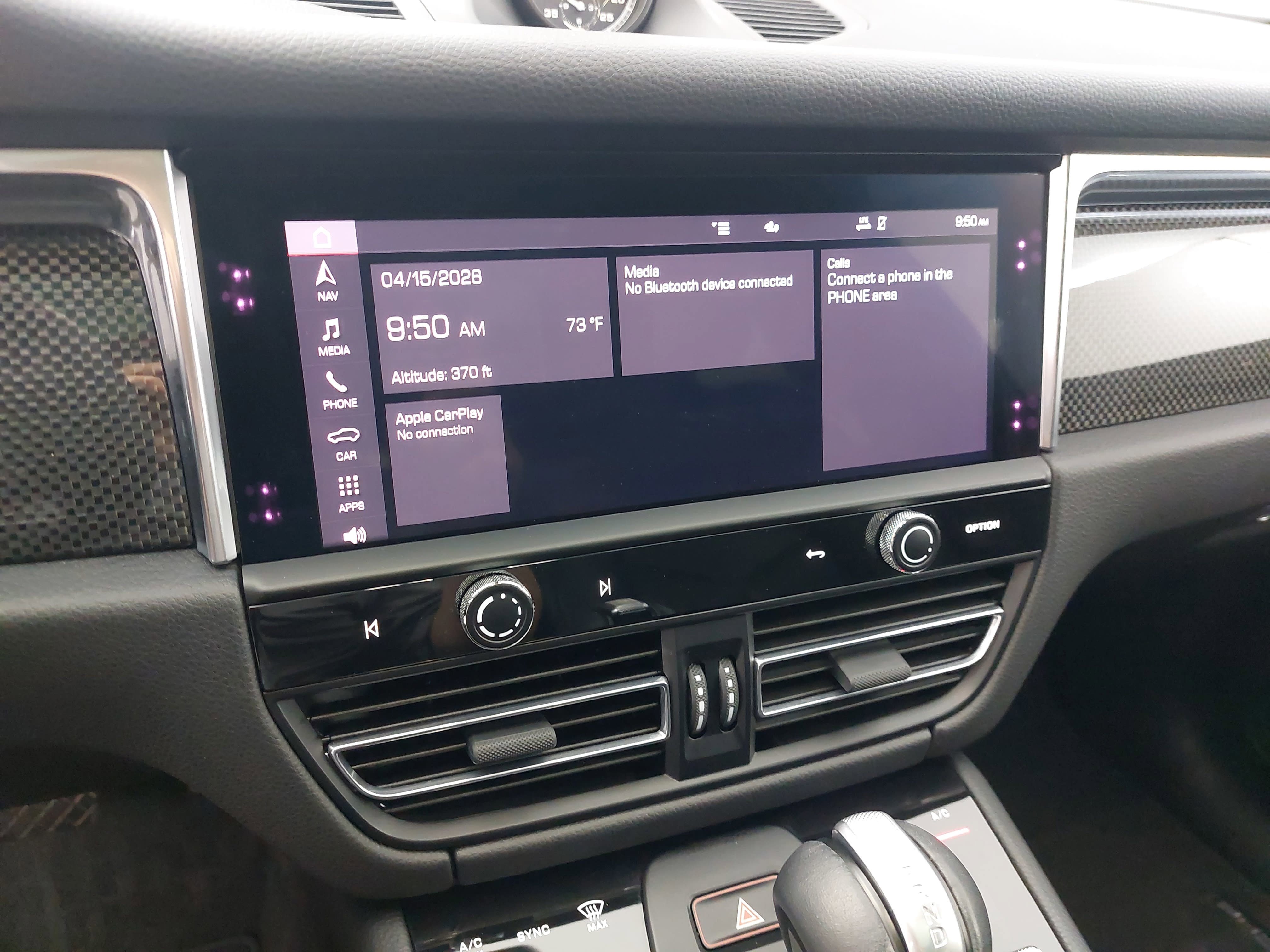 Certified 2022 Porsche Macan image 22