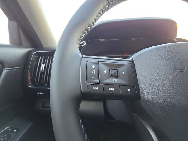 New 2026 Nissan Pathfinder SV image 11