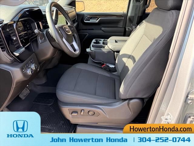 Used 2025 GMC Sierra 1500 Elevation image 12