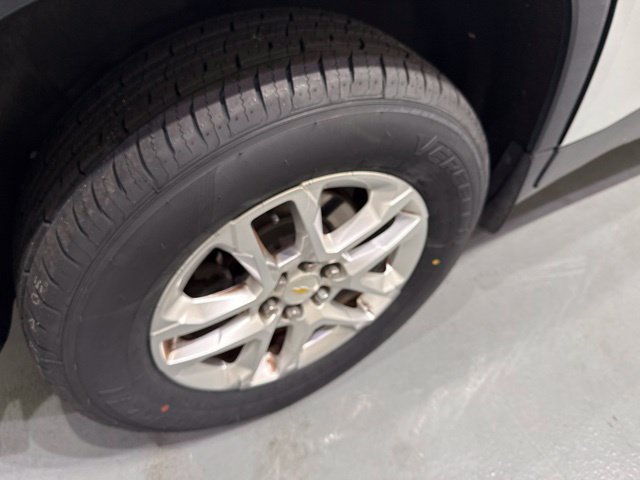 Used 2020 Chevrolet Traverse LS w/ LPO, Floor Liner Package FWD image 38
