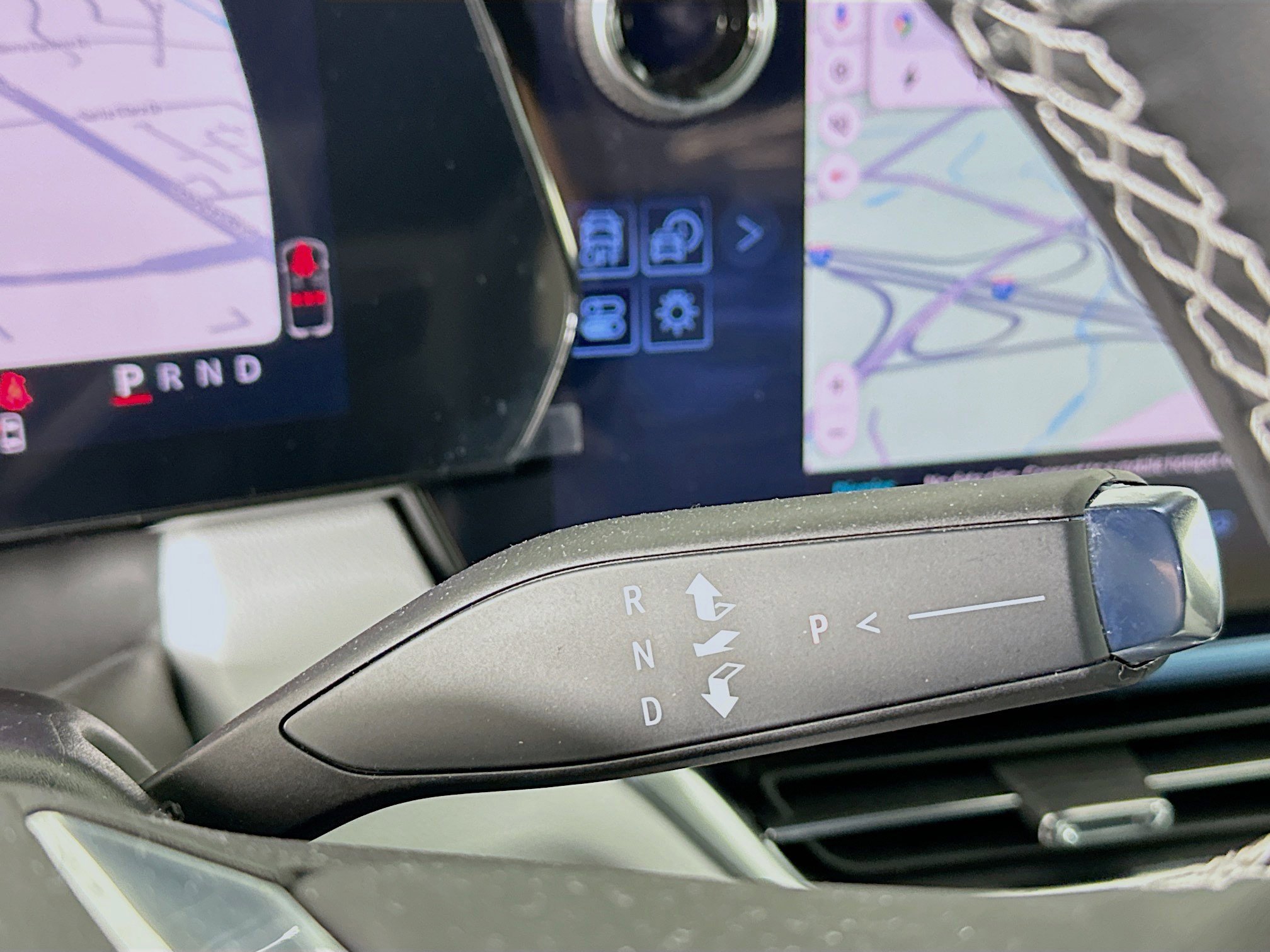 Used 2025 Chevrolet Equinox EV LT image 25