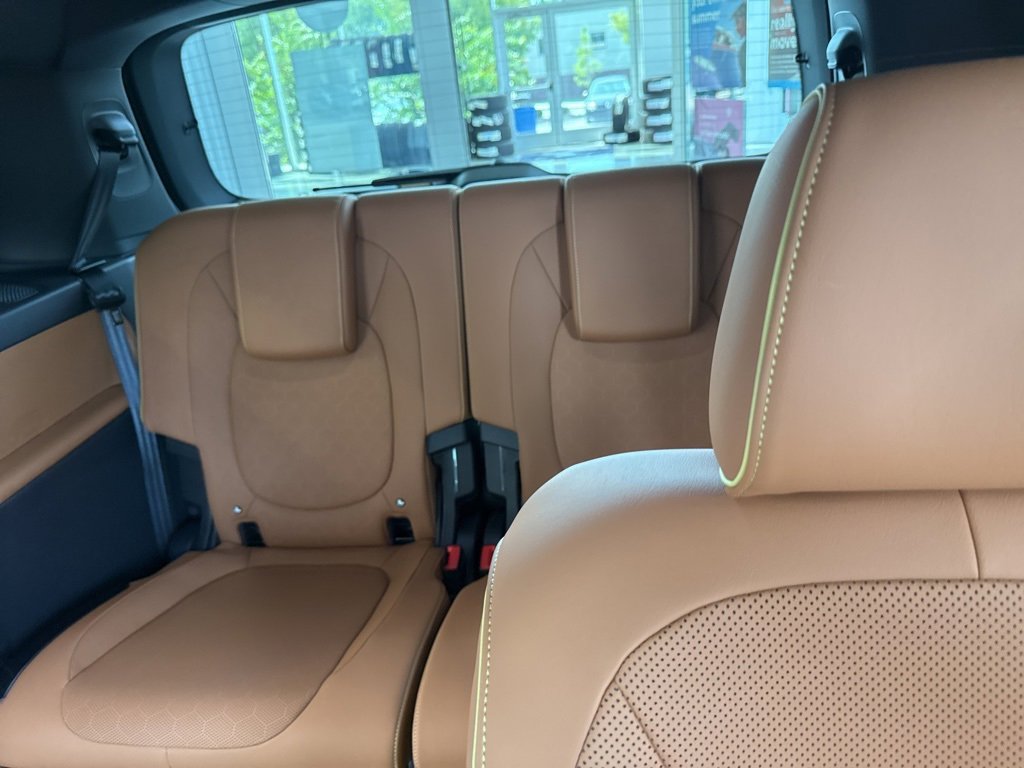 New 2025 Volkswagen ID. Buzz Pro S Plus image 17