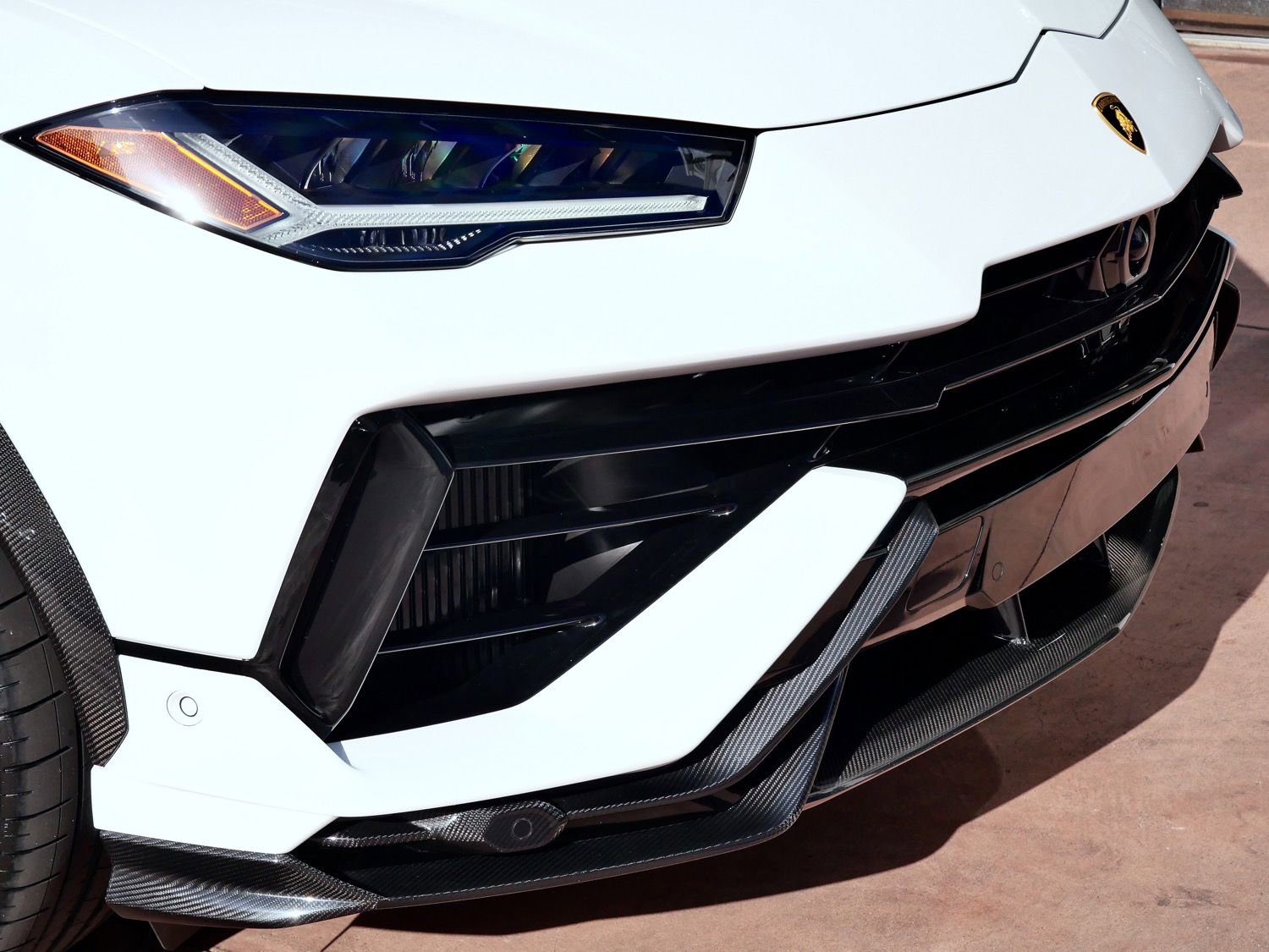 Used 2024 Lamborghini Urus Performante image 19