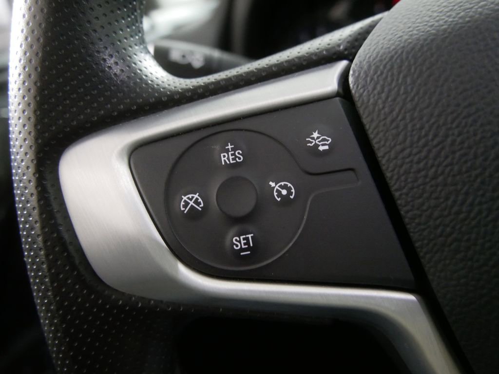 Used 2023 GMC Terrain SLE w/ Driver Convenience Package image 18