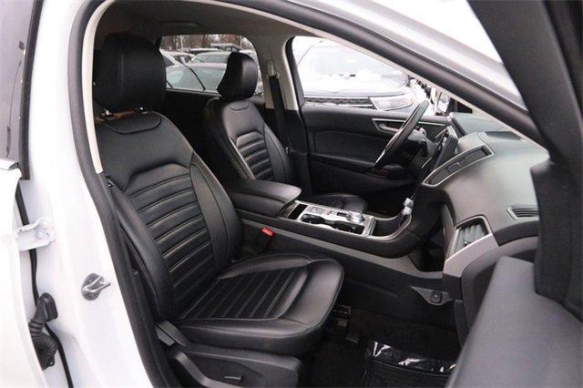 Certified 2024 Ford Edge SEL image 25