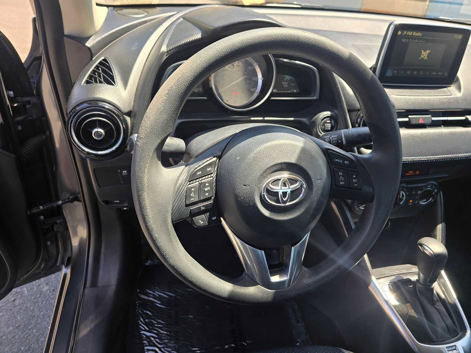Used 2018 Toyota Yaris iA FWD image 25