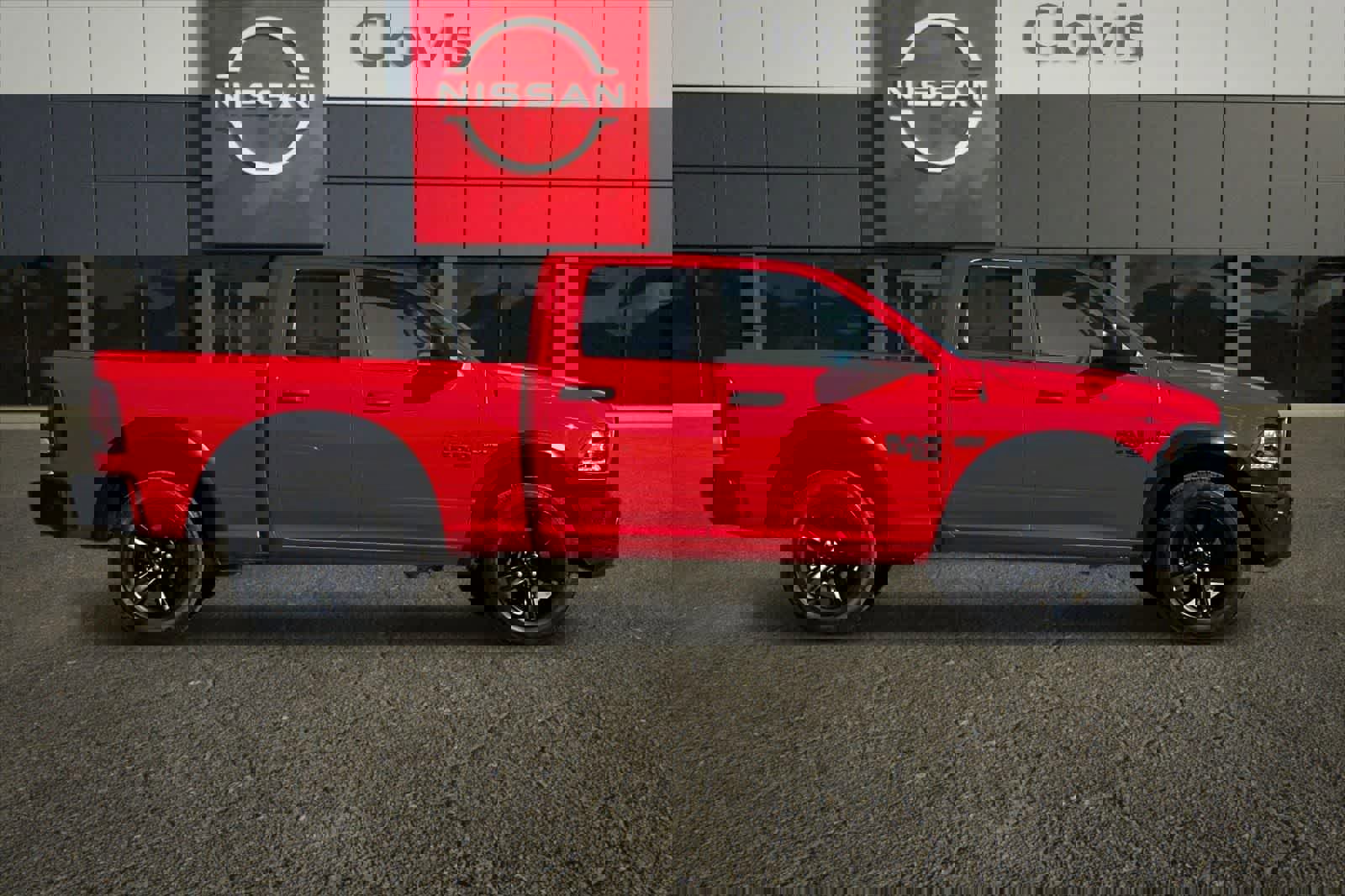 Used 2022 RAM 1500 Classic Warlock image 9