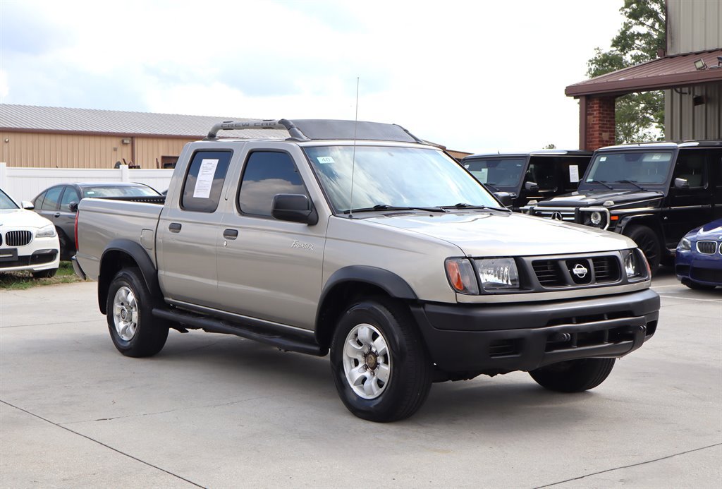 Used 2000 Nissan Frontier XE RWD image 9