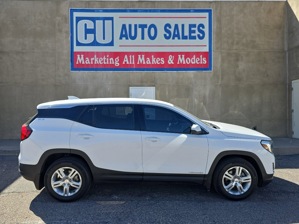 Used 2020 GMC Terrain SLE image 4