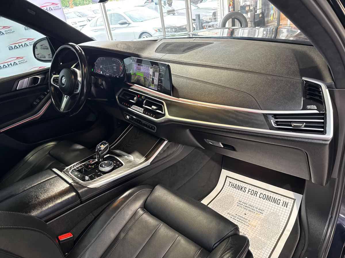 Used 2022 BMW X7 xDrive40i w/ M Sport Package AWD/4WD image 54