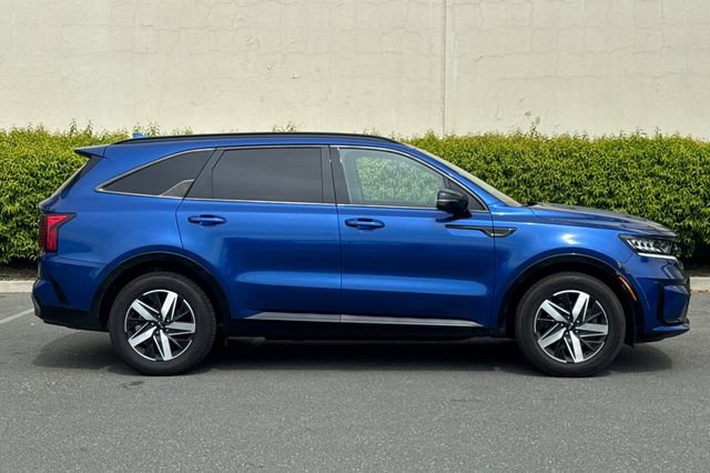 Used 2021 Kia Sorento S FWD image 3