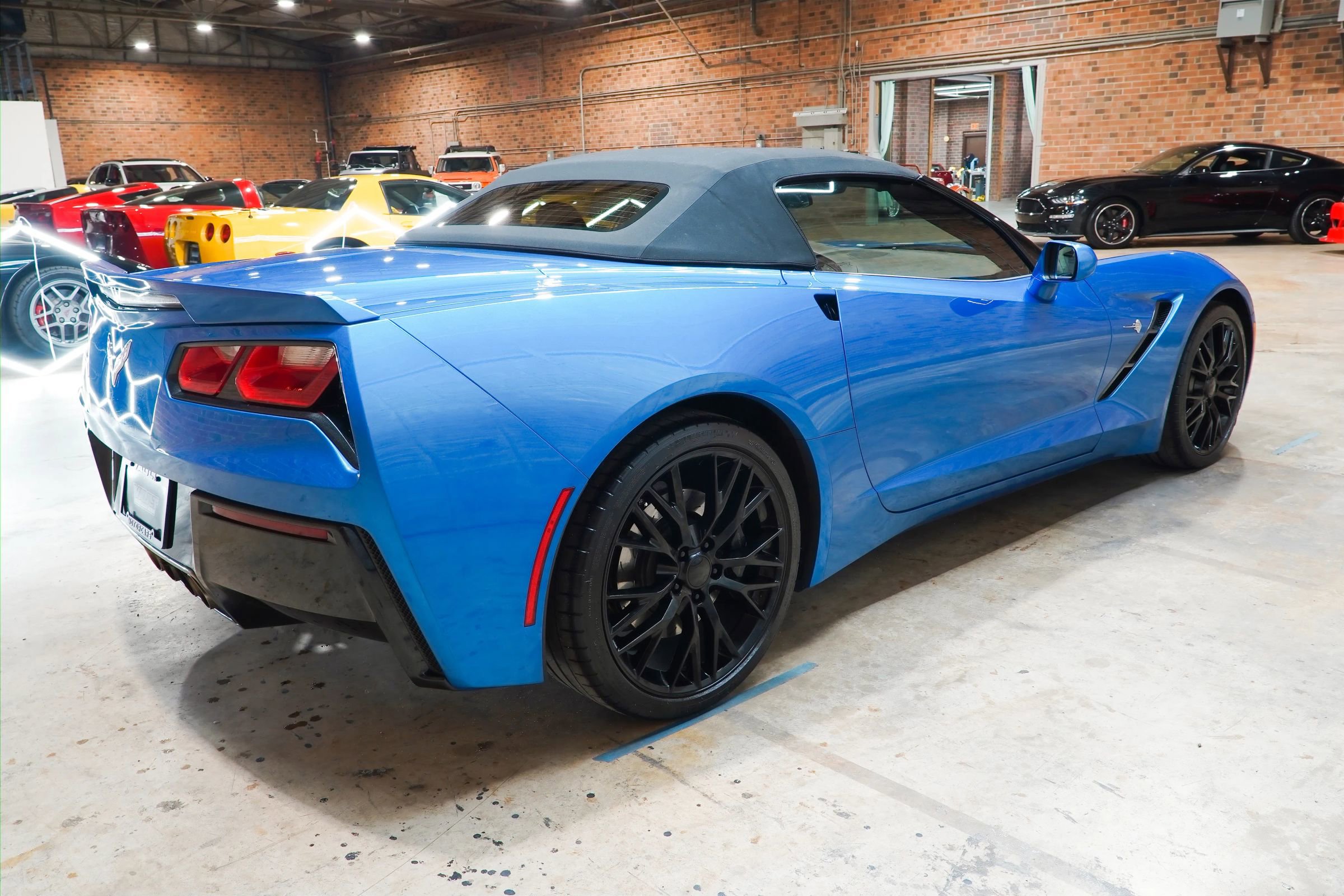 Used 2014 Chevrolet Corvette Stingray Convertible w/ 3LT Preferred Equipment Group RWD image 16