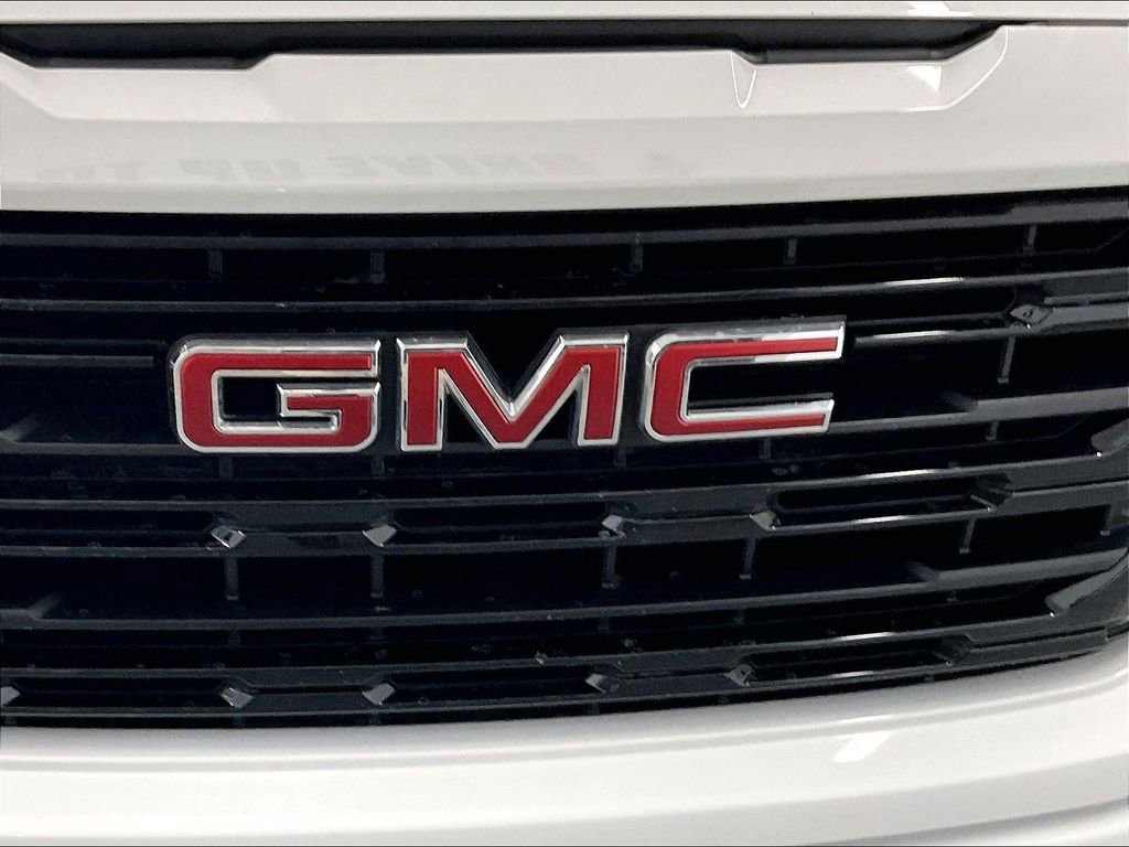 Used 2024 GMC Sierra 1500 Elevation image 30