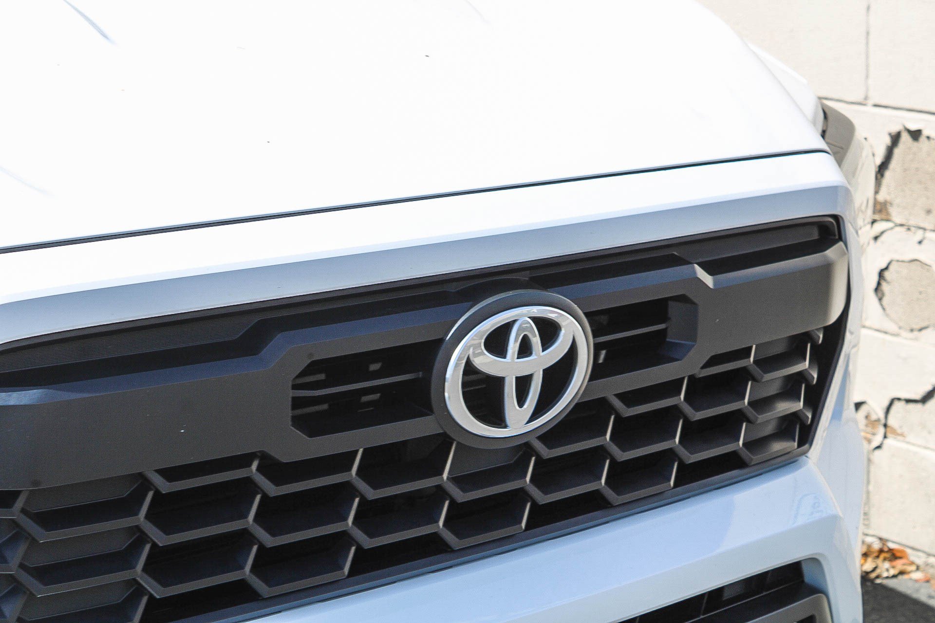 Used 2024 Toyota Tacoma TRD Sport w/ TRD Sport Upgrade Package AWD/4WD image 6