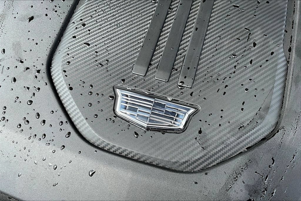 Used 2024 Cadillac Lyriq Tech AWD/4WD image 28