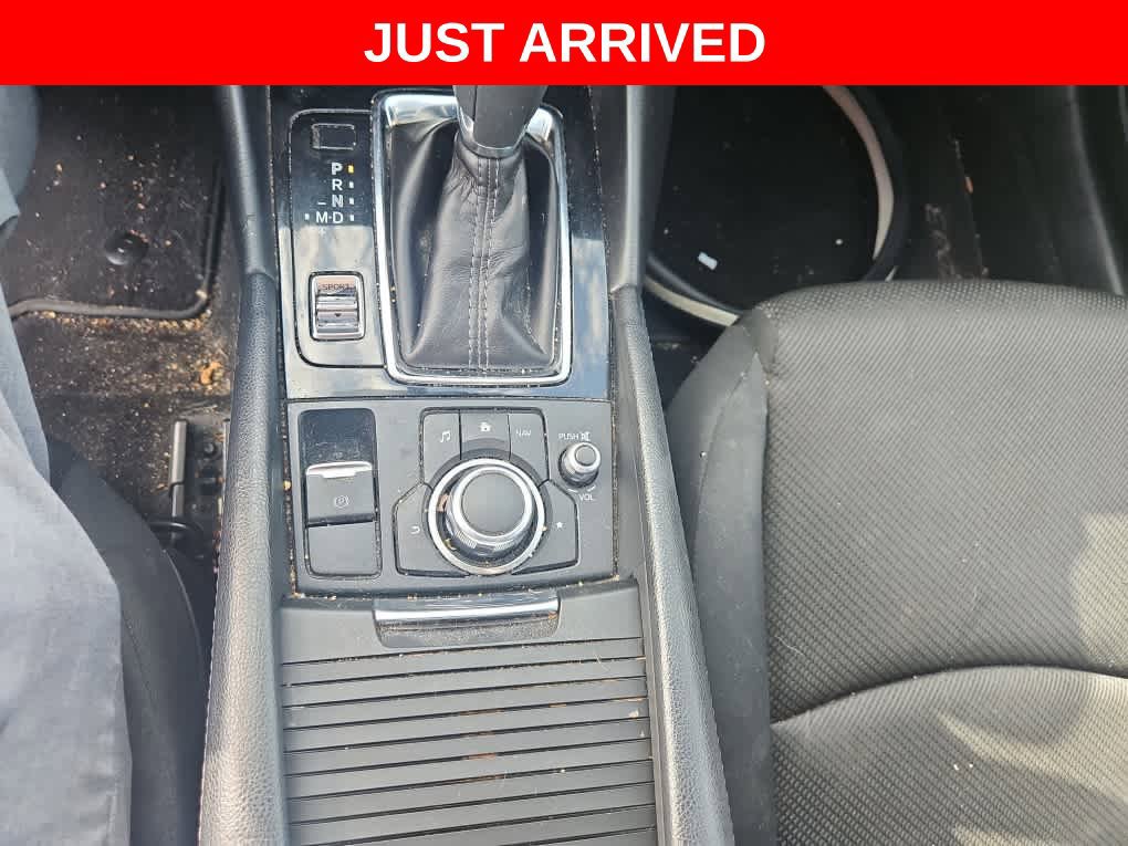 Used 2017 MAZDA MAZDA3 Sport FWD image 16