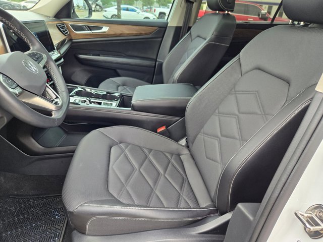 Used 2024 Volkswagen Atlas SE FWD image 15