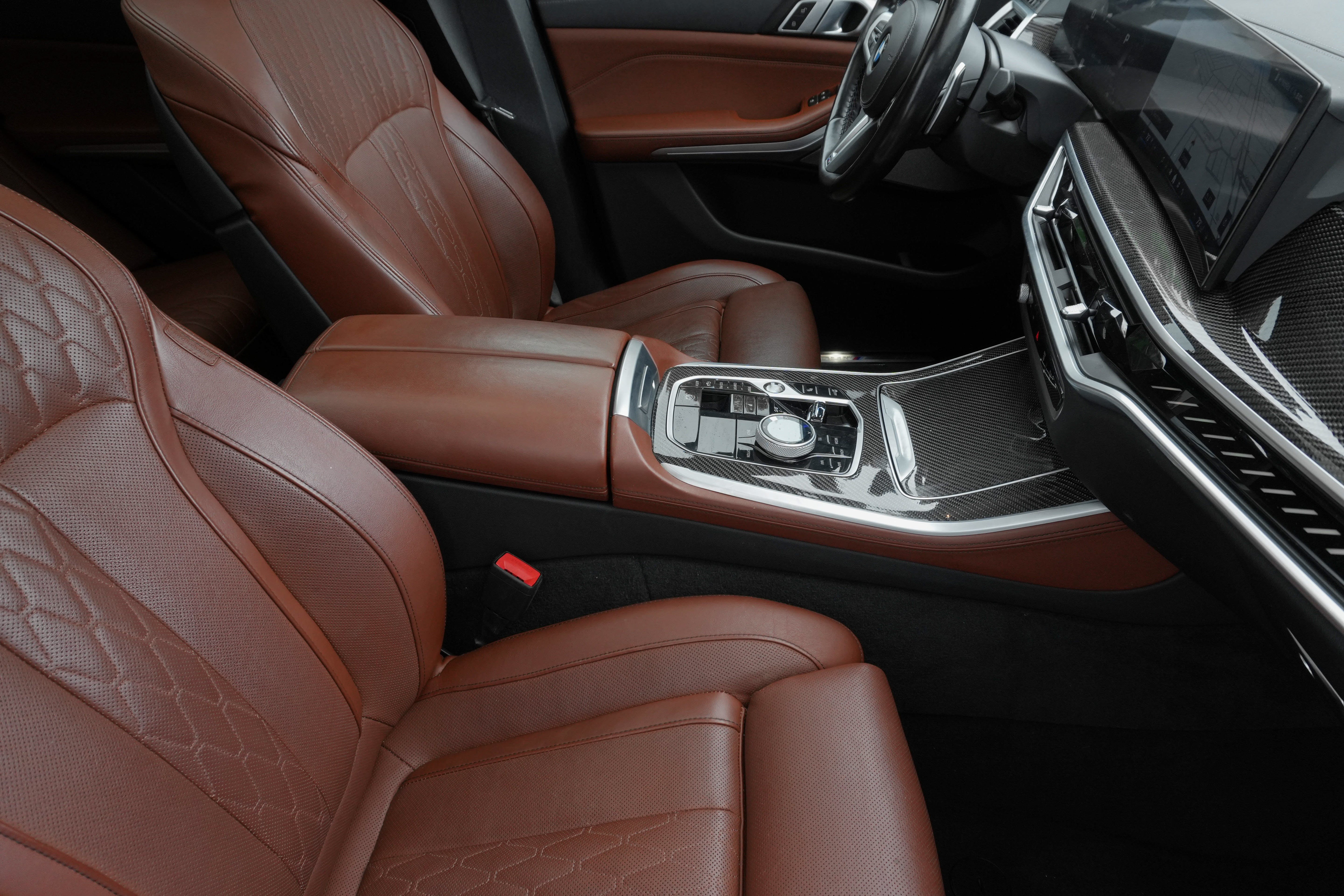 Certified 2024 BMW X5 M60i w/ Executive Package AWD/4WD image 10