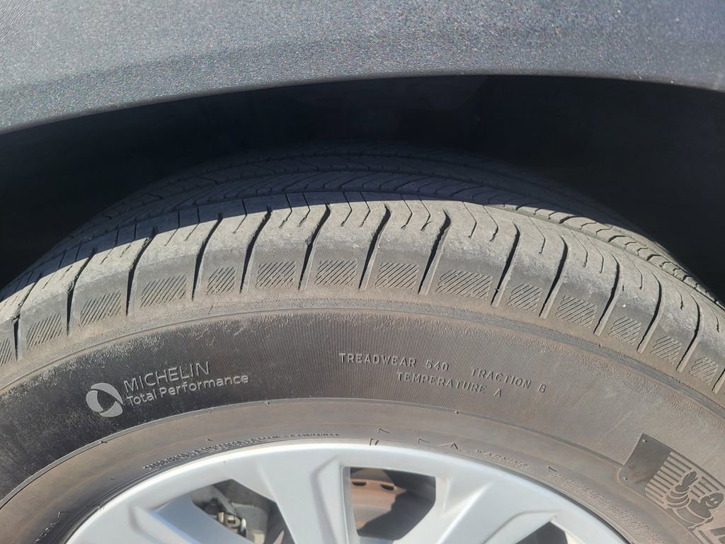 Used 2024 Toyota Grand Highlander XLE image 12