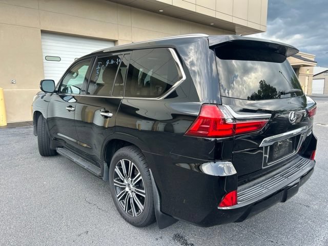 Used 2019 Lexus LX 570 4WD image 6