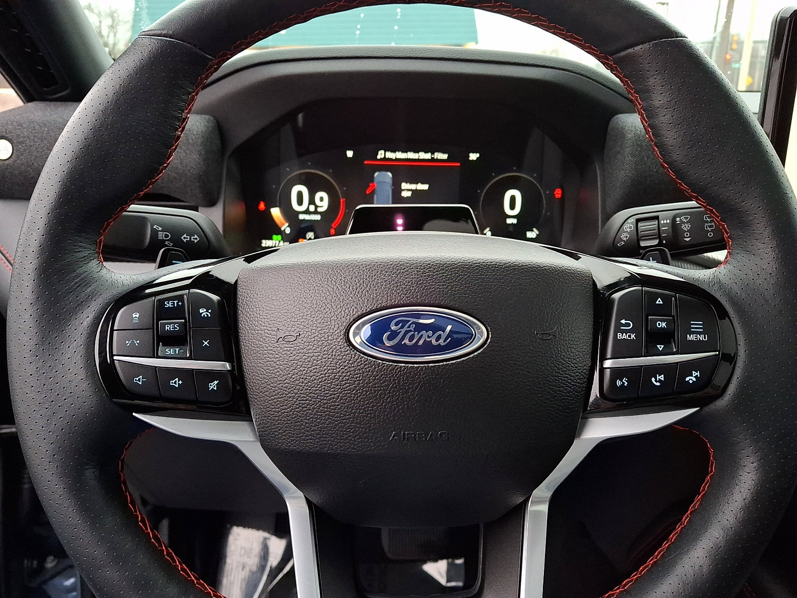 Used 2025 Ford Explorer ST image 20