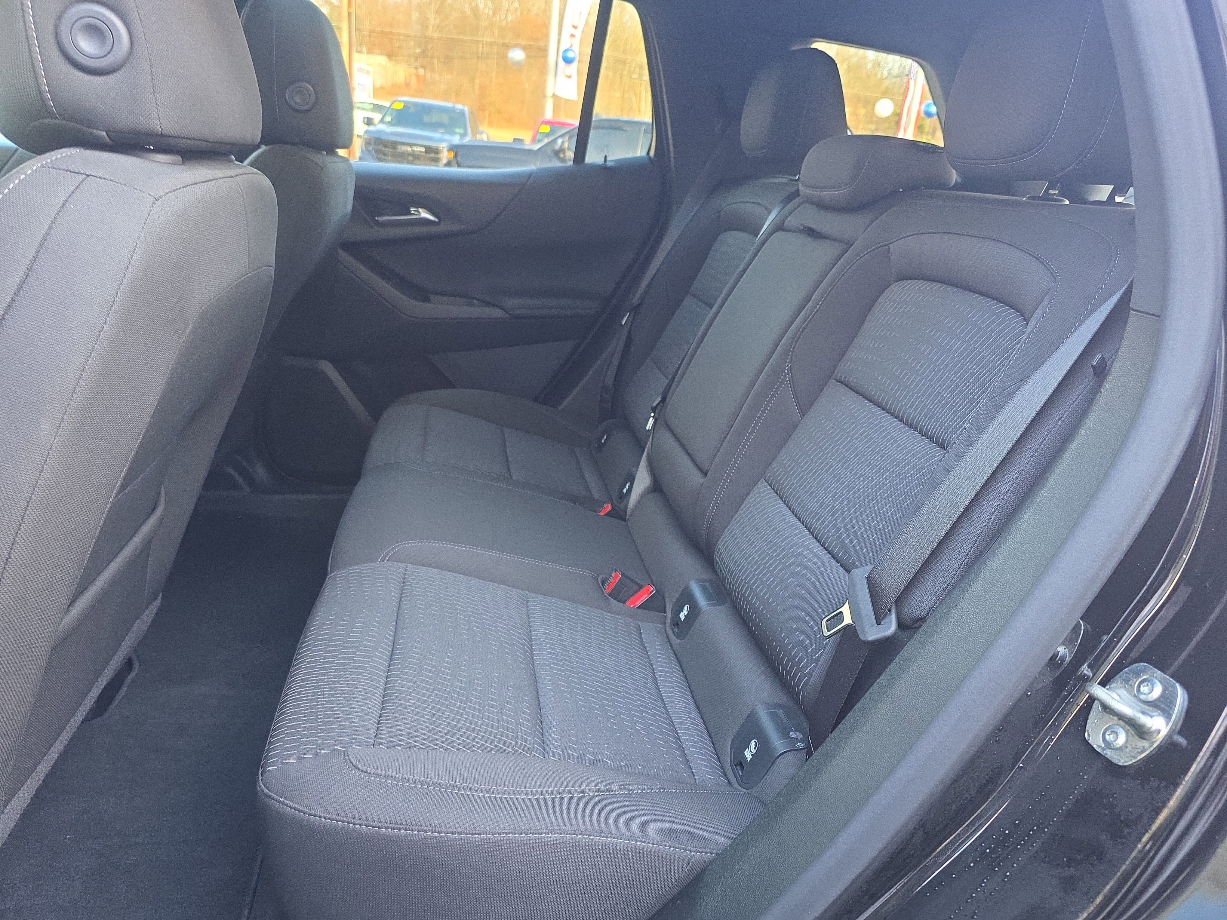 Used 2025 Chevrolet Equinox LT image 14