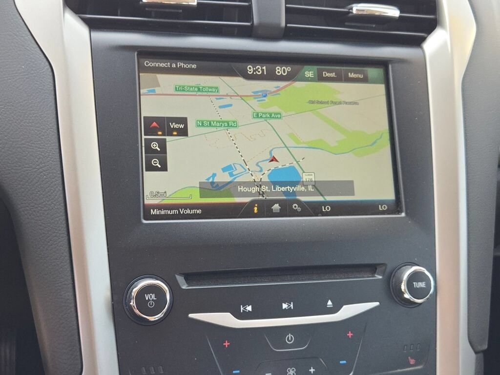 Used 2014 Ford Fusion SE w/ Equipment Group 202A FWD image 22