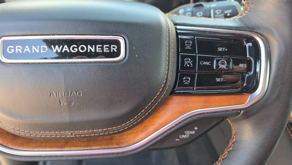 Certified 2024 Jeep Grand Wagoneer L Series III AWD/4WD image 15