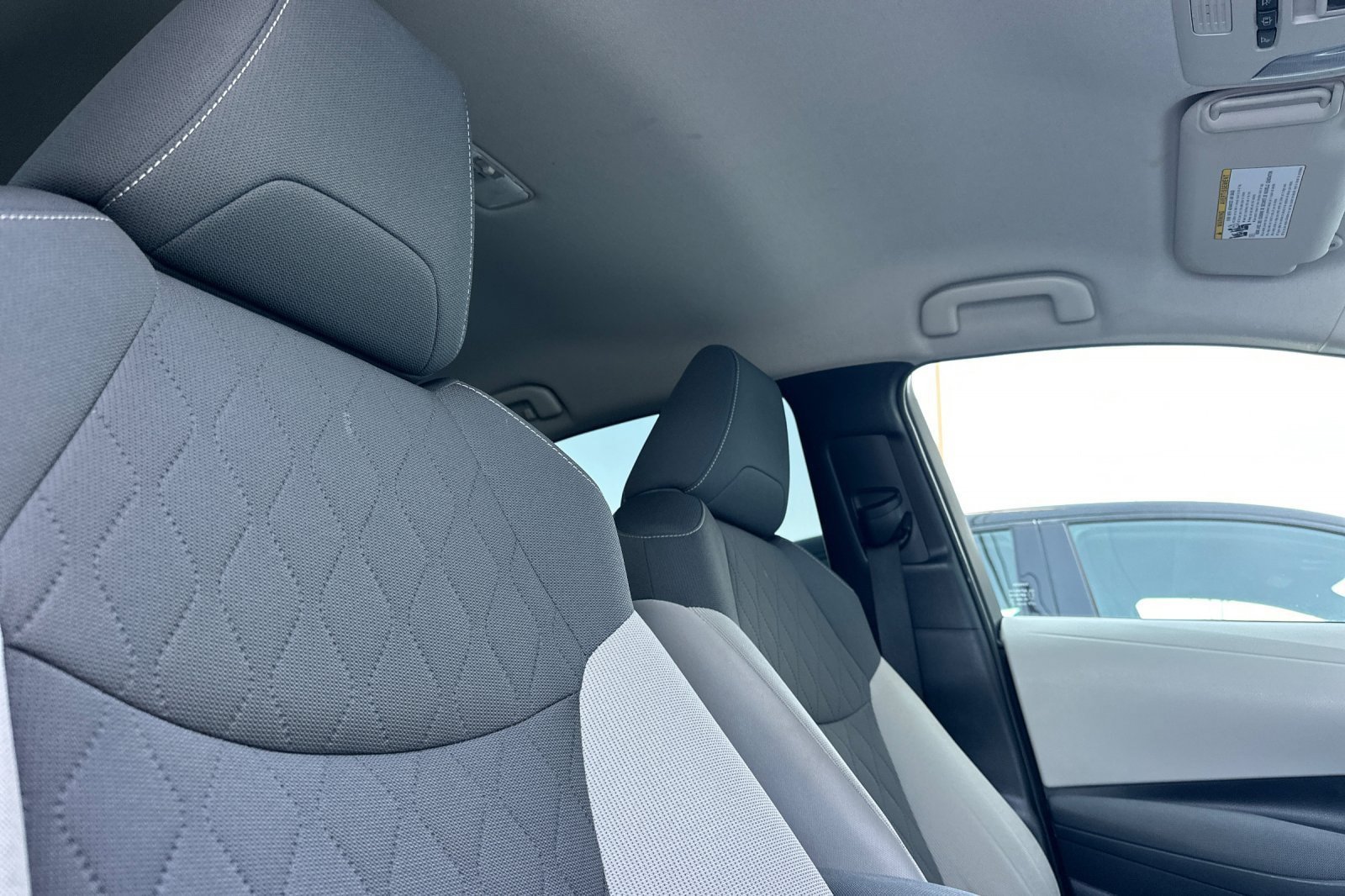 Certified 2021 Toyota Corolla LE w/ Carpet Mat Package (TMS) FWD image 16