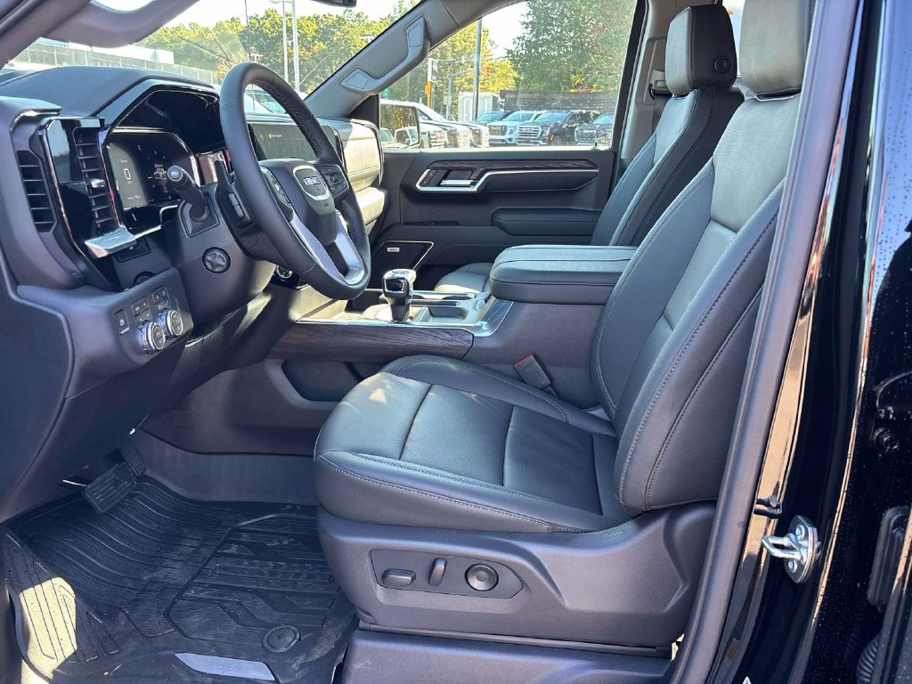 New 2026 GMC Sierra 1500 SLT AWD/4WD image 6