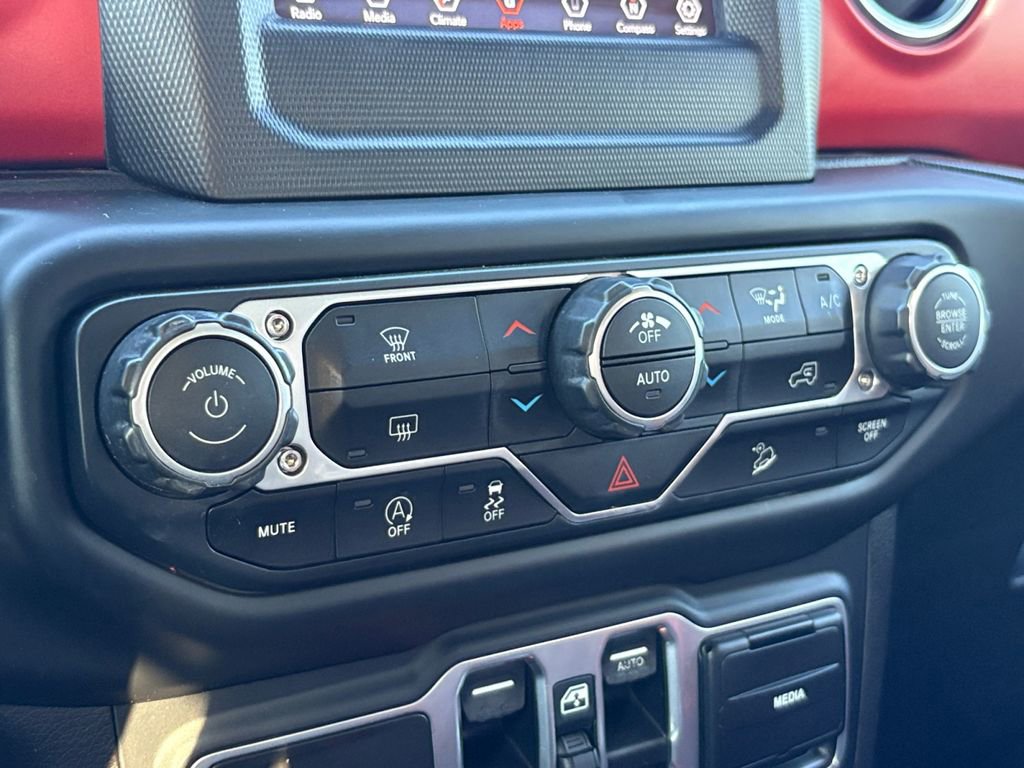 Used 2018 Jeep Wrangler Unlimited Rubicon image 24