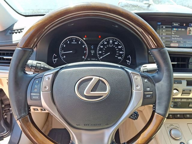 Used 2015 Lexus ES 350 w/ Luxury Package image 19