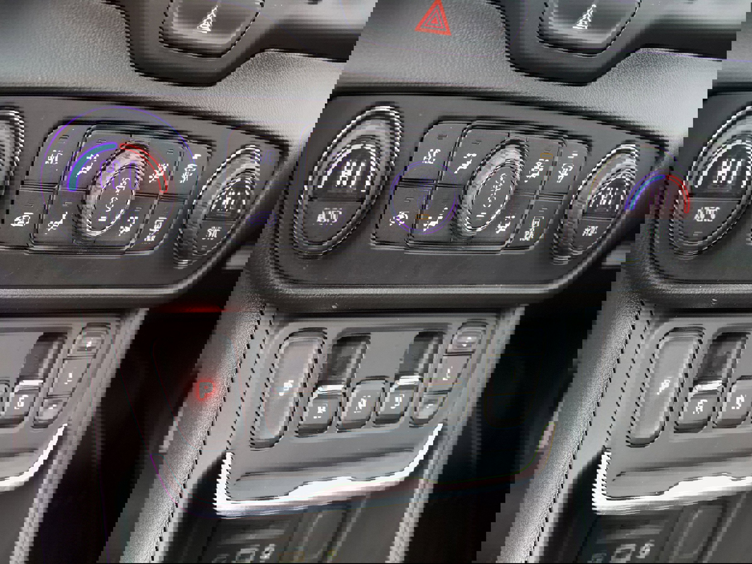 Used 2018 GMC Terrain Denali w/ Advanced Safety Package image 24