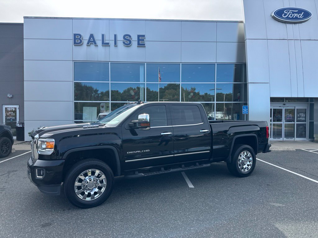 Used 2017 GMC Sierra 2500 Denali w/ Duramax Plus Package